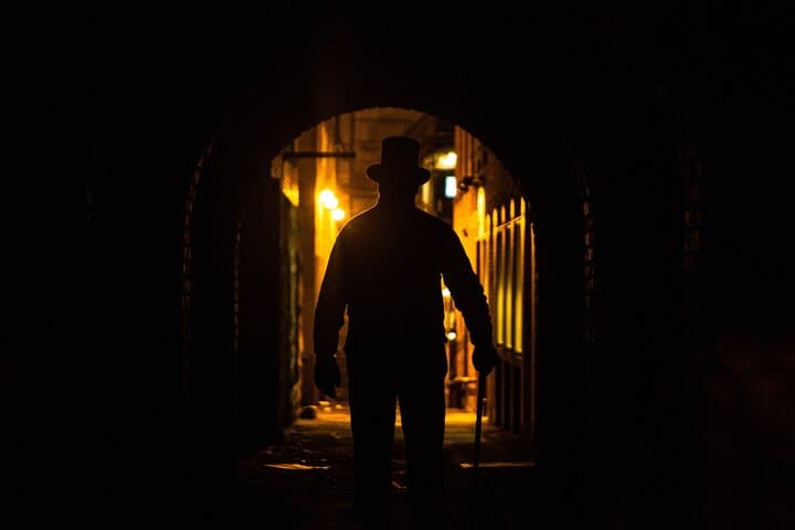 Halloween Ghostly Walking Tour in Victoria