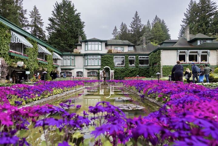 Experience Victoria and Butchart Gardens Premium Tour