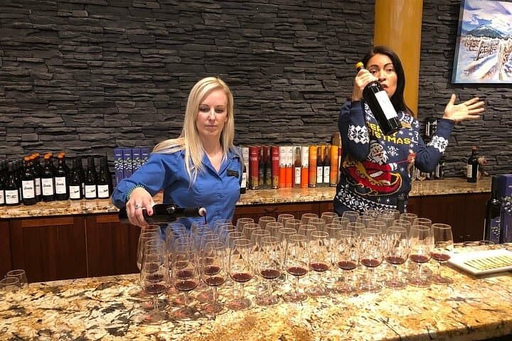 Exploring the Cowichan Valley Vineyards and Winetasting Tour