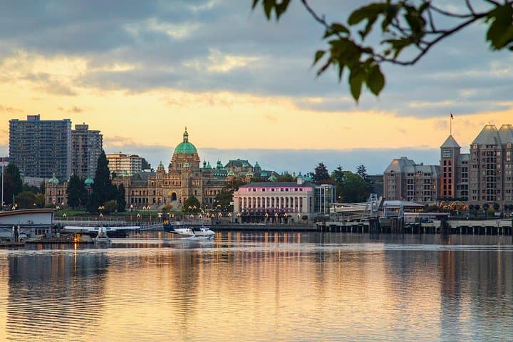 Victoria to Vancouver Scenic Seaplane Transfer: One Way